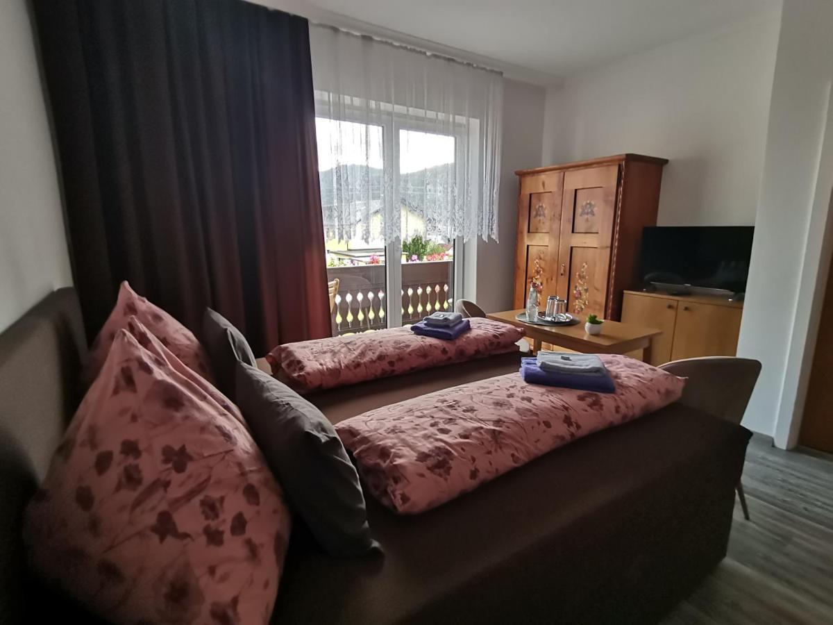 Haus Bergblick Fruehstueckspension Oberort Eksteriør billede