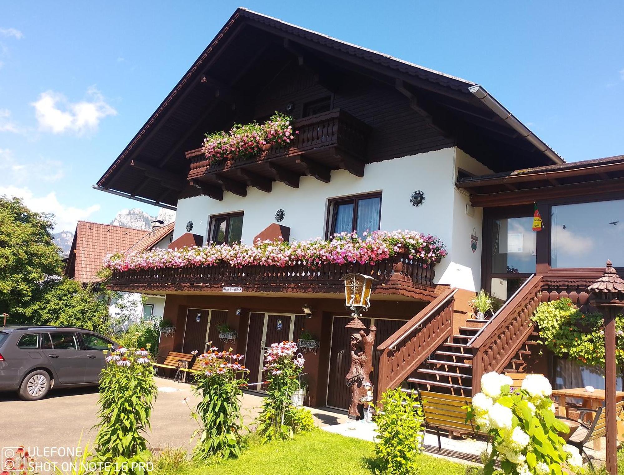 Haus Bergblick Fruehstueckspension Oberort Eksteriør billede